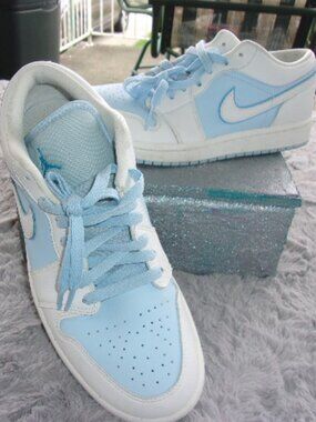 S-229 WOMENS NIKE AIR JORDAN #1 LOW SNEAKERS STYLE#DV1299-104
